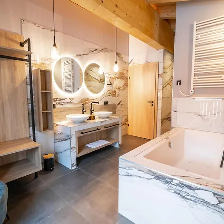Apartment Deluxe Space For 8 People Fieberbrunn
