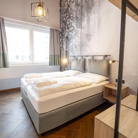 Apartment Deluxe Space For 8 People