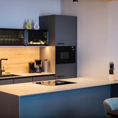 Apartment Deluxe Space For 8 People