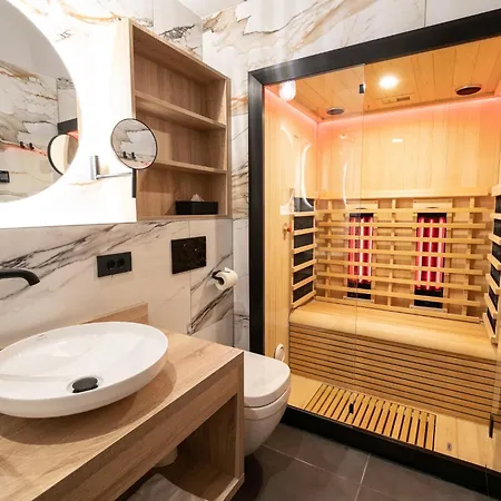 In With Sauna *