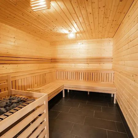 In With Sauna